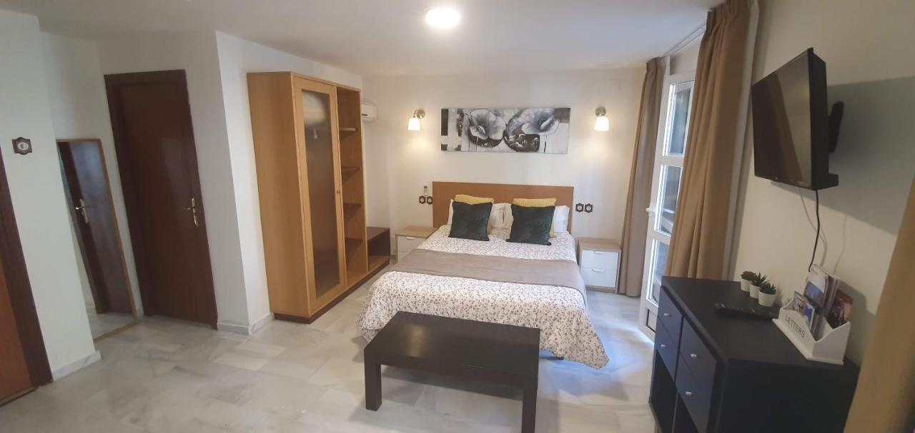 Fan Flat Carreteria Apartment Малага Екстериор снимка